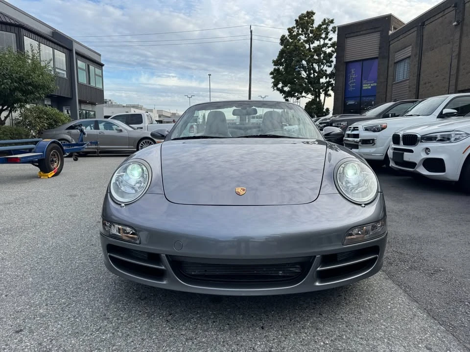 2005 Porsche Carrera GT - Image 2 of 20