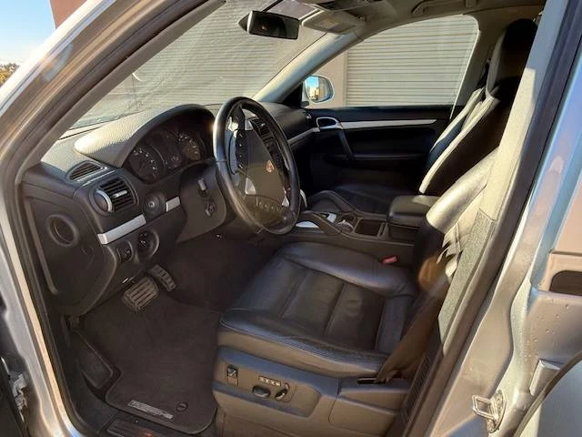 2005 Porsche 955/957 Cayenne - Image 8 of 15