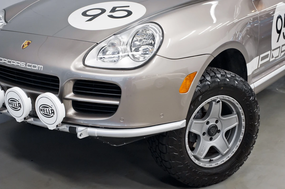 2005 Porsche 955/957 Cayenne - Image 16 of 31