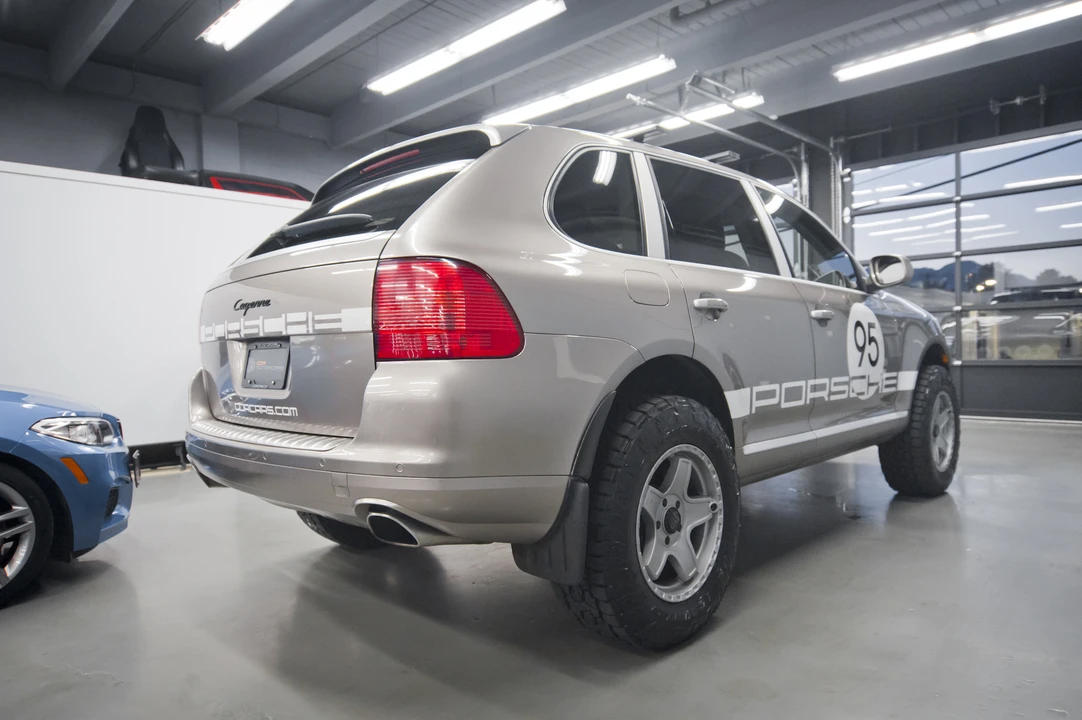 2005 Porsche 955/957 Cayenne - Image 10 of 31