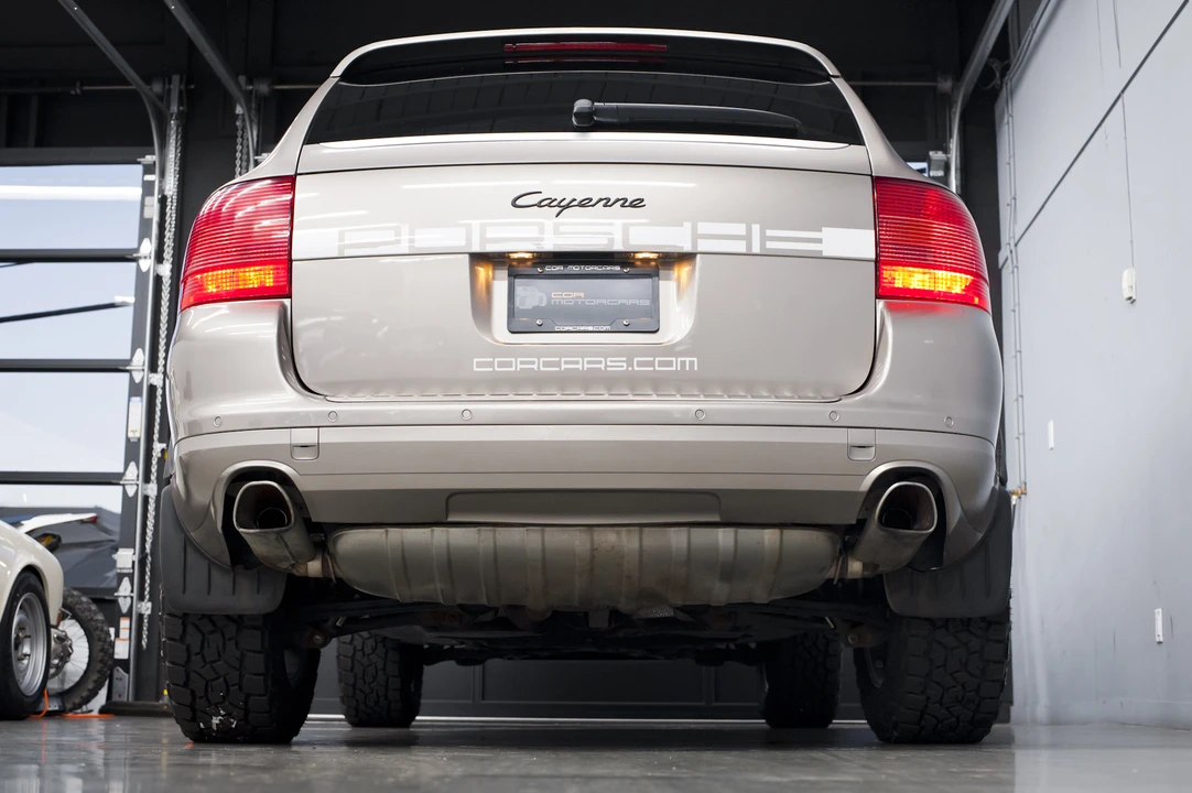 2005 Porsche 955/957 Cayenne - Image 13 of 31