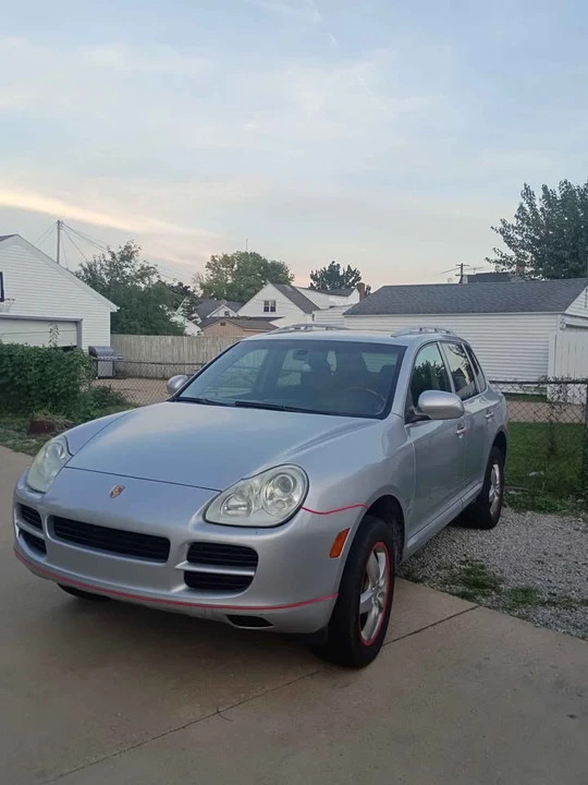 2005 Porsche 955/957 Cayenne - Image 2 of 9