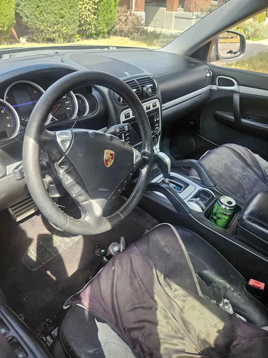 2005 Porsche Cayenne - Image 5 of 5