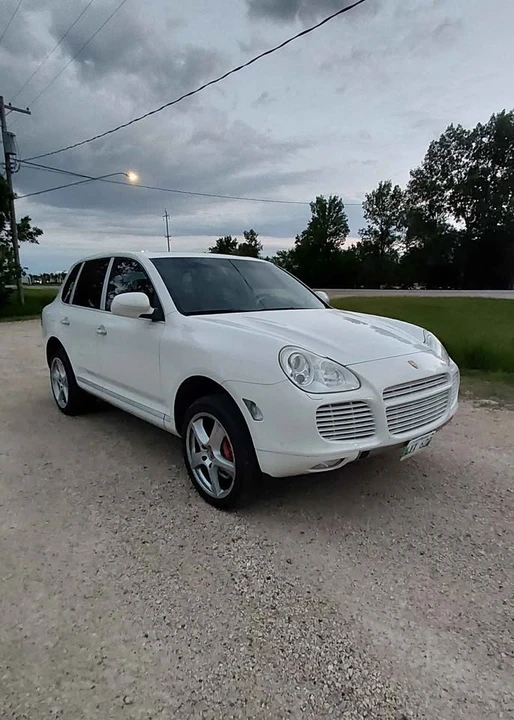 2005 Porsche 955/957 Cayenne - Image 2 of 10