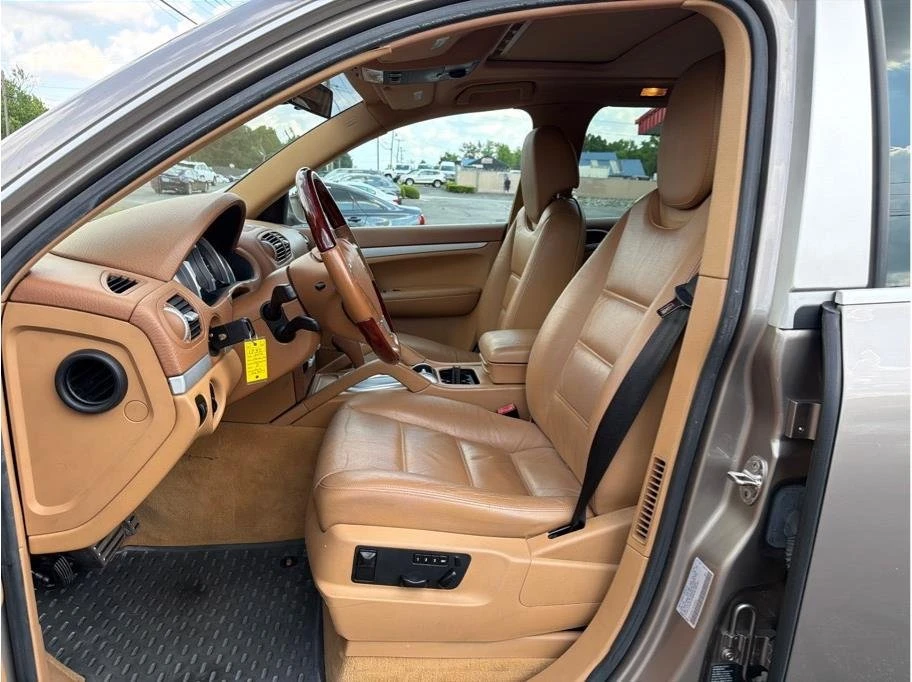 2005 Porsche 955/957 Cayenne - Image 10 of 20