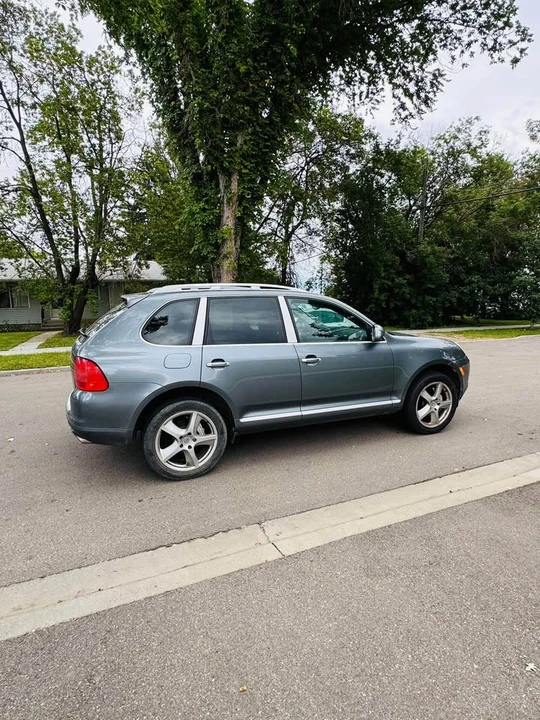 2005 Porsche 955/957 Cayenne - Image 6 of 11
