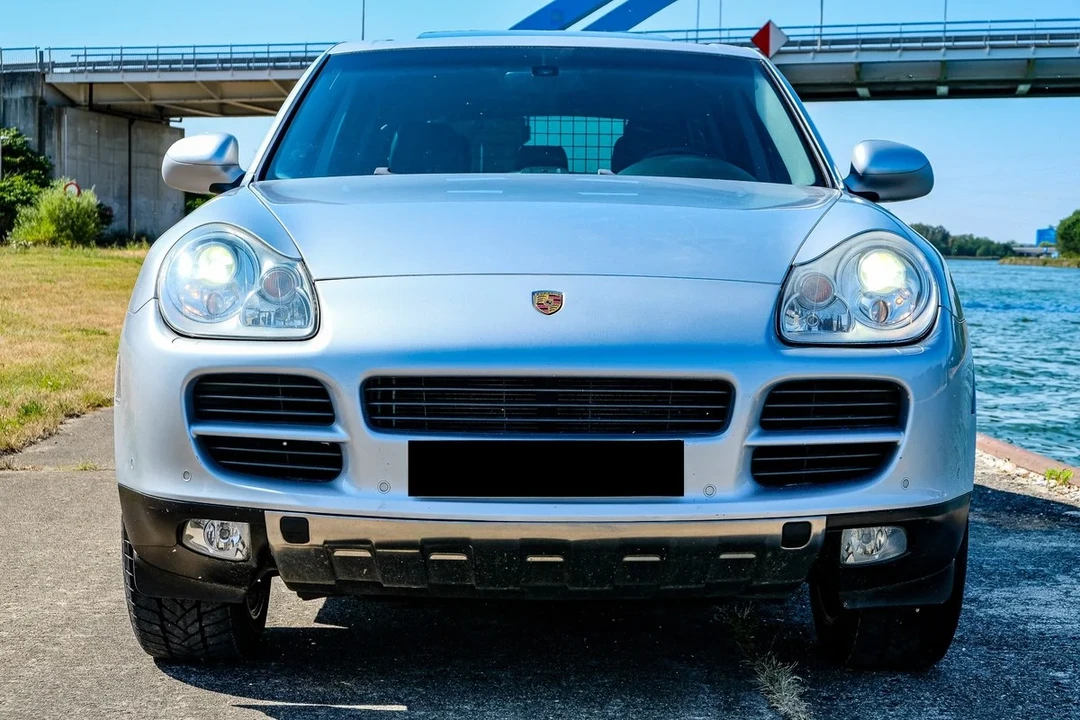 2005 Porsche 955/957 Cayenne S - Image 2 of 30