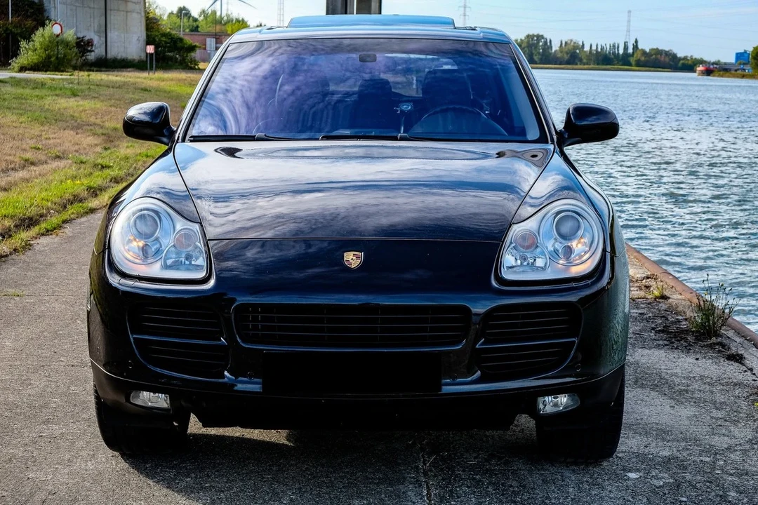 2005 Porsche 955/957 Cayenne S - Image 2 of 30