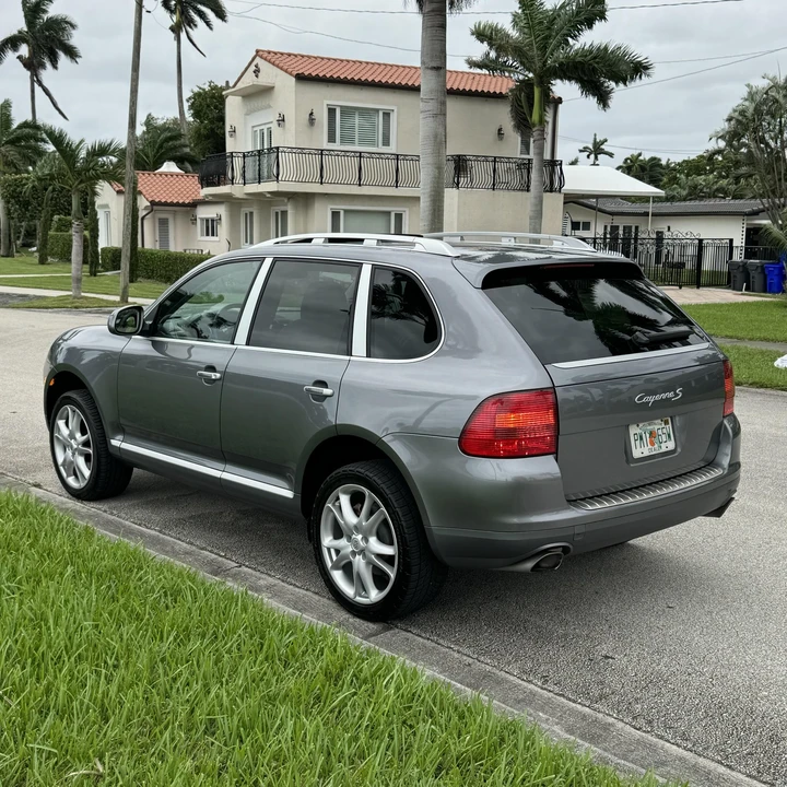 2005 Porsche 955/957 Cayenne S - Image 8 of 12