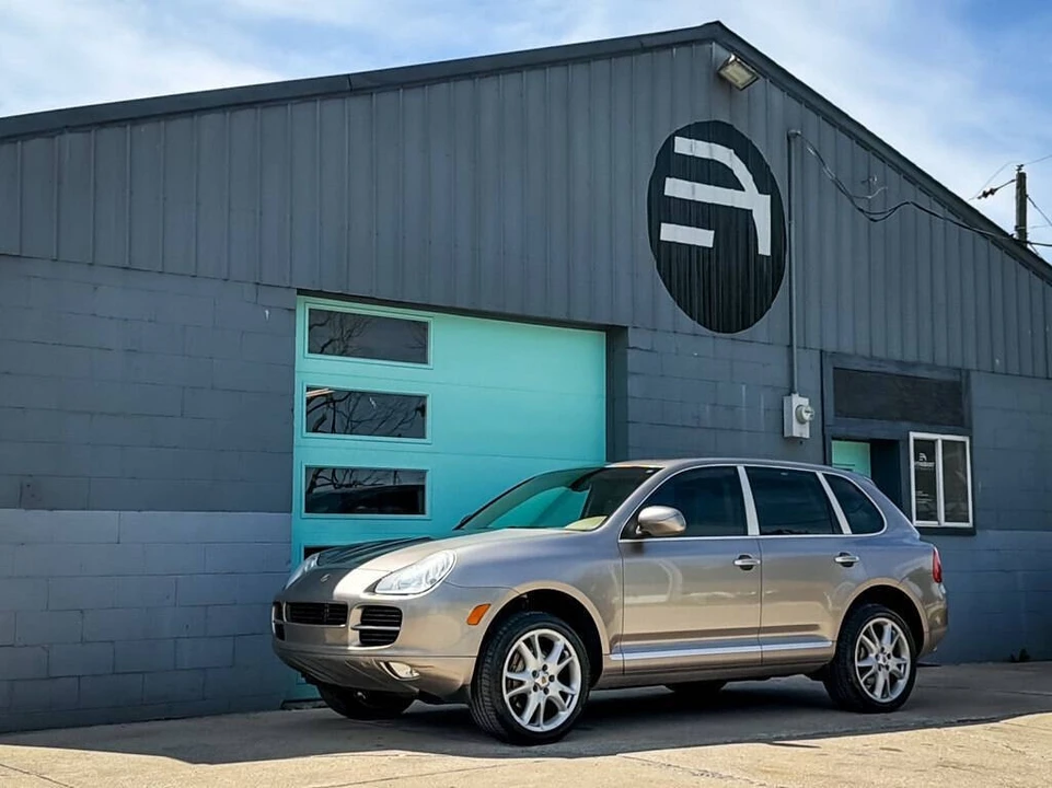 2005 Porsche 955/957 Cayenne S - Image 2 of 31