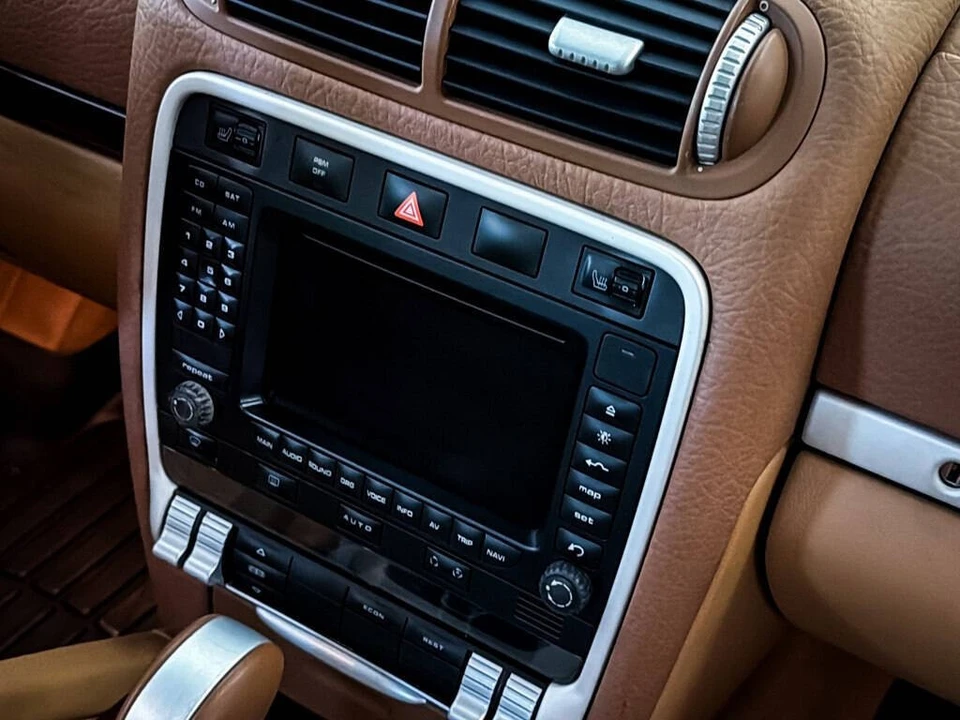 2005 Porsche 955/957 Cayenne S - Image 29 of 31