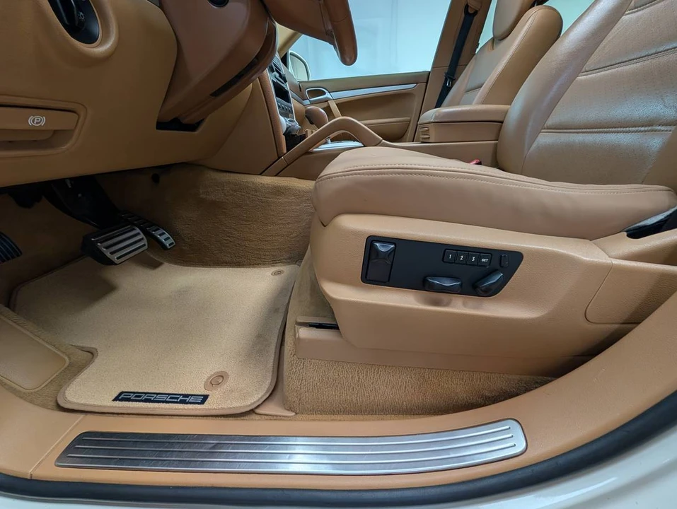 2005 Porsche 955/957 Cayenne S - Image 15 of 22