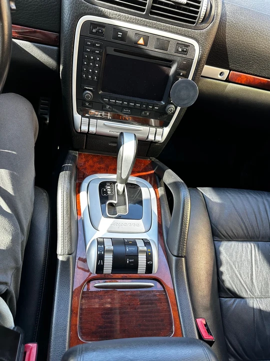 2005 Porsche 955/957 Cayenne S - Image 6 of 17