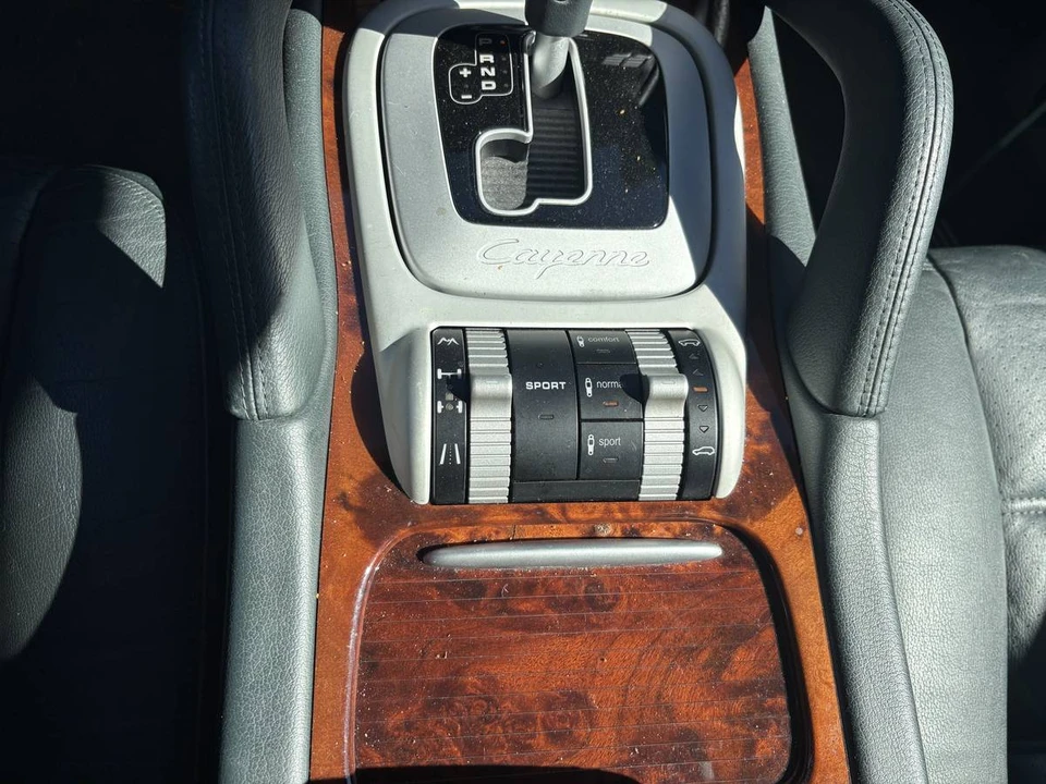 2005 Porsche 955/957 Cayenne S - Image 10 of 18
