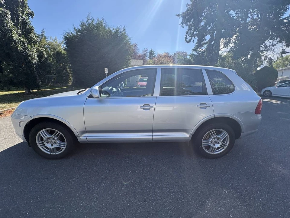 2005 Porsche 955/957 Cayenne S - Image 2 of 18