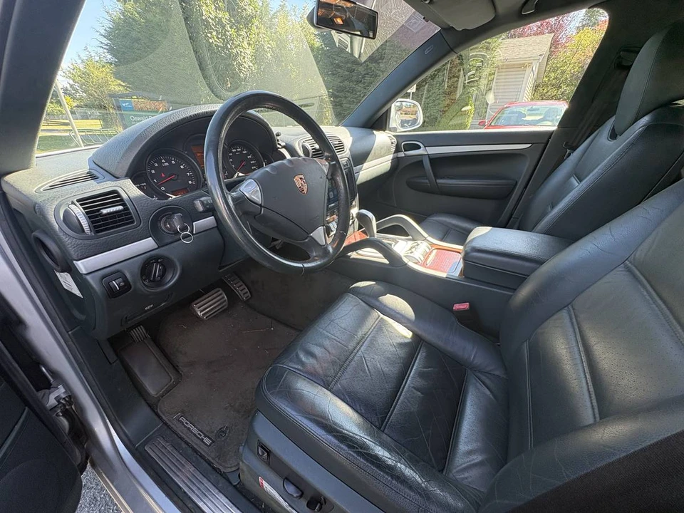 2005 Porsche 955/957 Cayenne S - Image 8 of 18