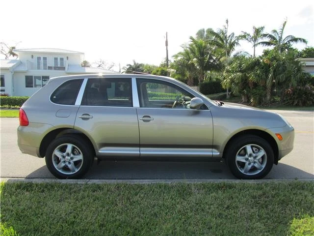 2005 Porsche 955/957 Cayenne S - Image 8 of 12