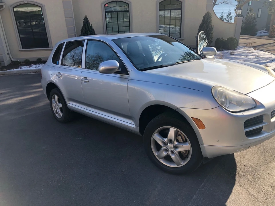 2005 Porsche 955/957 Cayenne S - Image 6 of 31