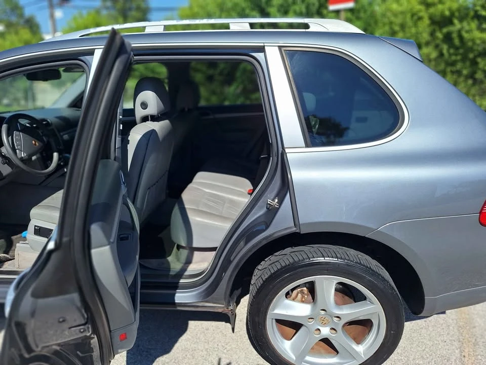 2005 Porsche 955/957 Cayenne S - Image 10 of 20