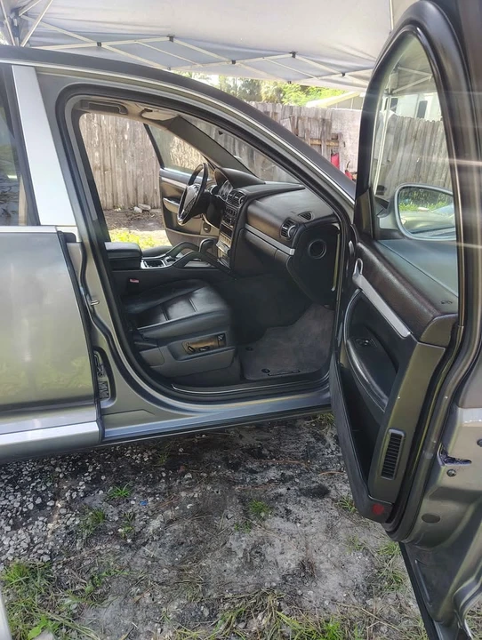 2005 Porsche 955/957 Cayenne S - Image 17 of 20