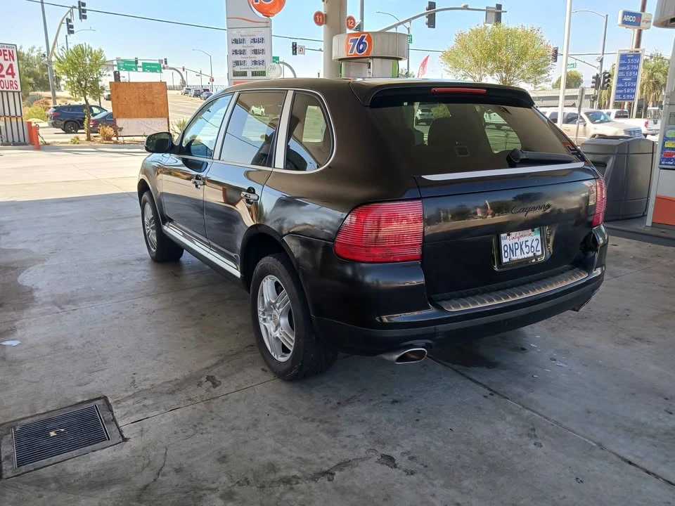 2005 Porsche 955/957 Cayenne S - Image 10 of 20