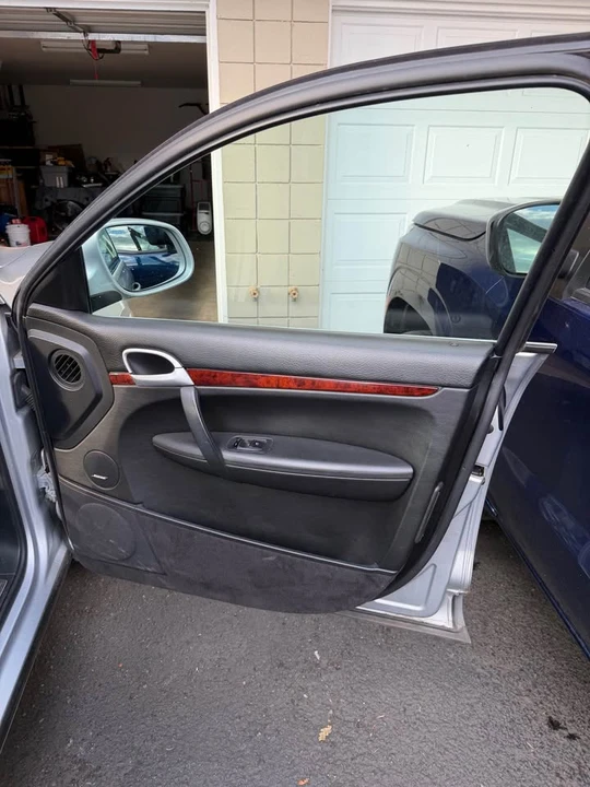 2005 Porsche 955/957 Cayenne S - Image 18 of 19