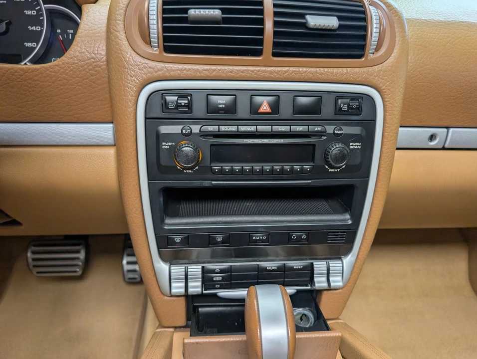 2005 Porsche 955/957 Cayenne S - Image 14 of 25