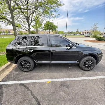 2005 Porsche Cayenne S Truck