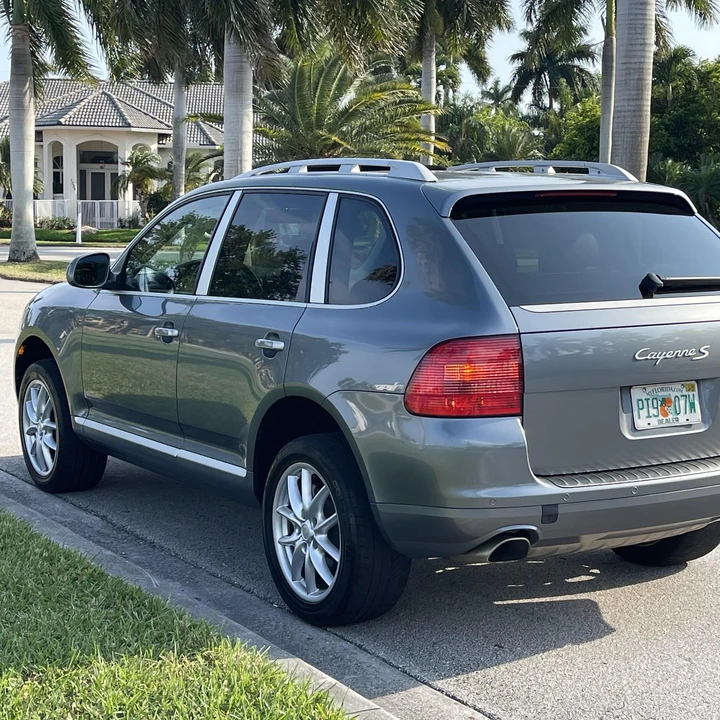 2005 Porsche 955/957 Cayenne S - Image 9 of 12