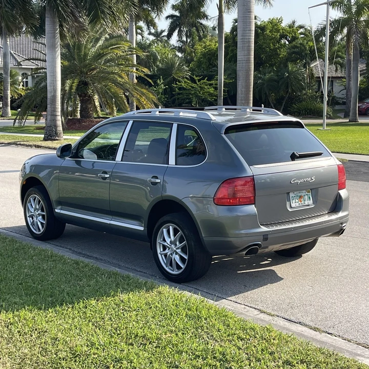 2005 Porsche 955/957 Cayenne S - Image 8 of 12
