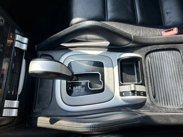 2005 Porsche Cayenne - Image 30 of 31