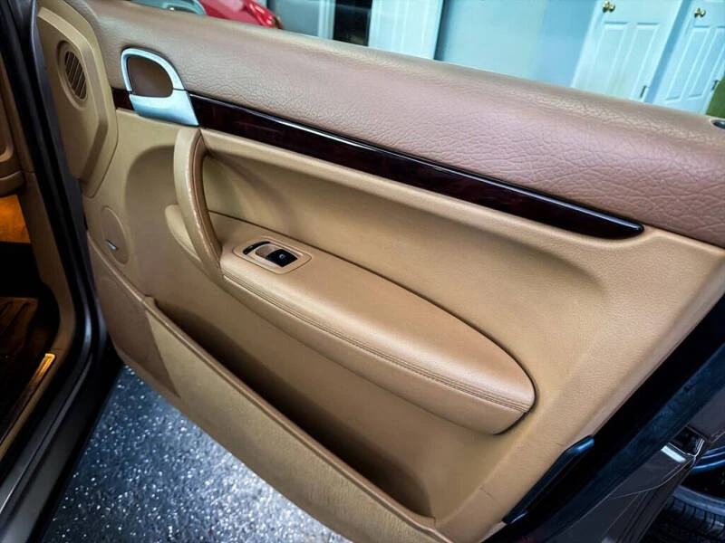 2005 Porsche 955/957 Cayenne S - Image 27 of 31
