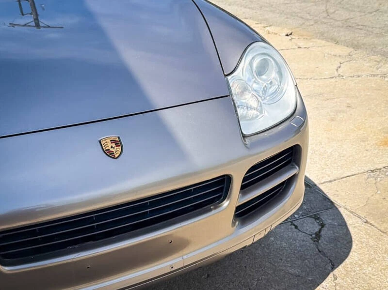 2005 Porsche 955/957 Cayenne S - Image 8 of 31