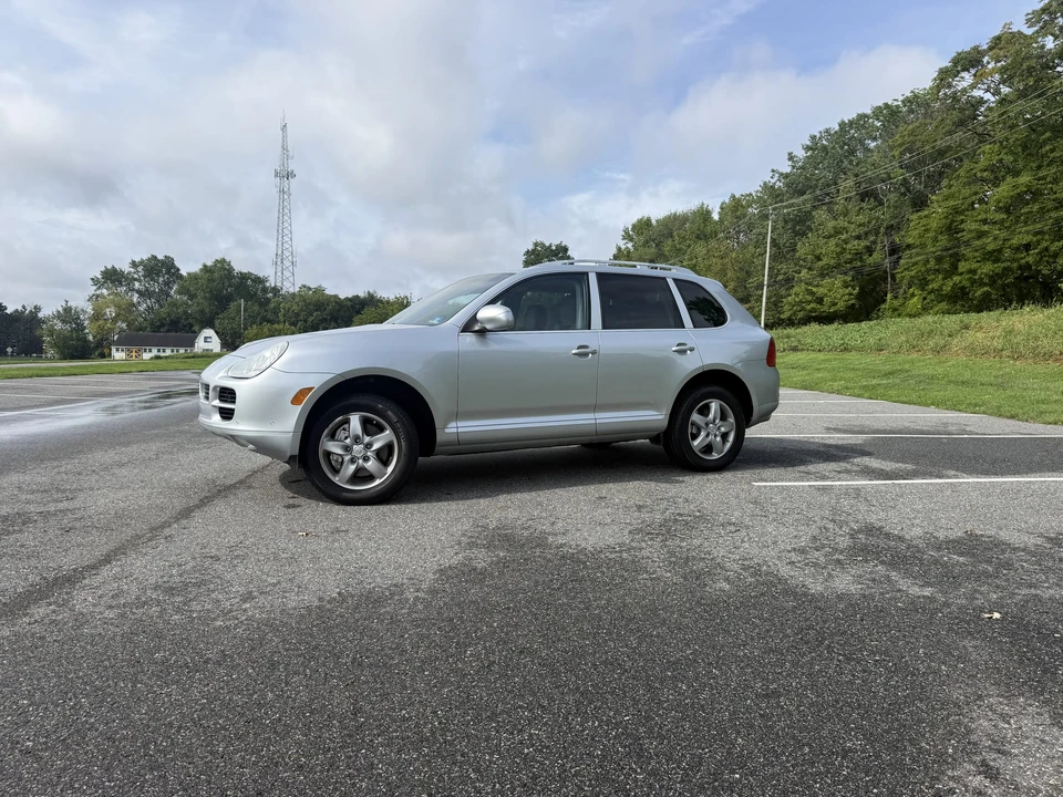 2005 Porsche 955/957 Cayenne S - Image 9 of 31