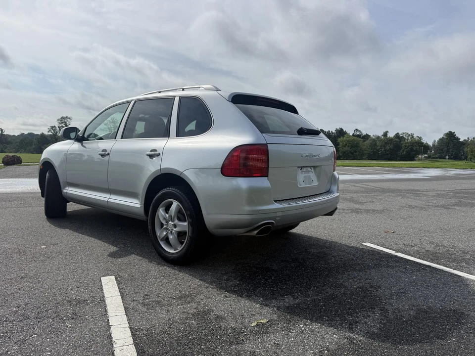2005 Porsche 955/957 Cayenne S - Image 13 of 31
