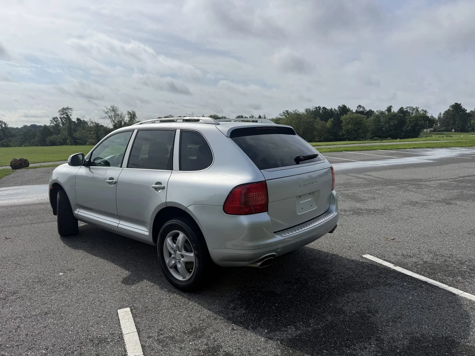 2005 Porsche 955/957 Cayenne S - Image 16 of 31