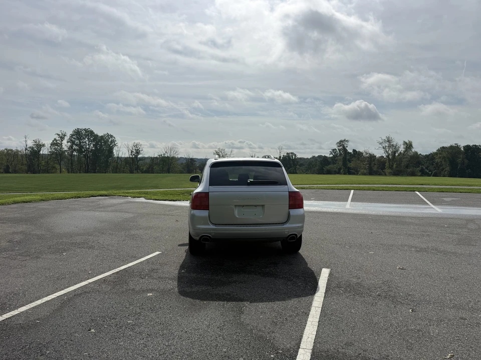 2005 Porsche 955/957 Cayenne S - Image 17 of 31