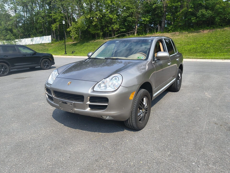 2005 Porsche 955/957 Cayenne S - Image 2 of 31