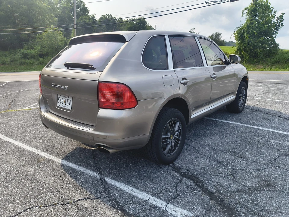 2005 Porsche 955/957 Cayenne S - Image 11 of 31
