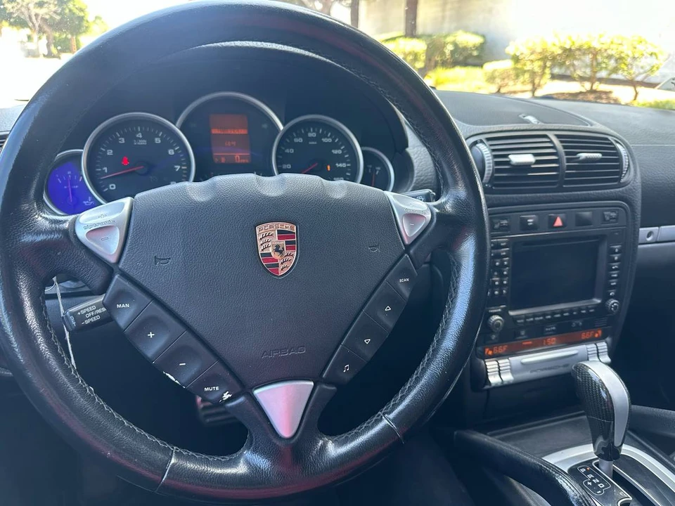 2005 Porsche 955/957 Cayenne S - Image 17 of 19