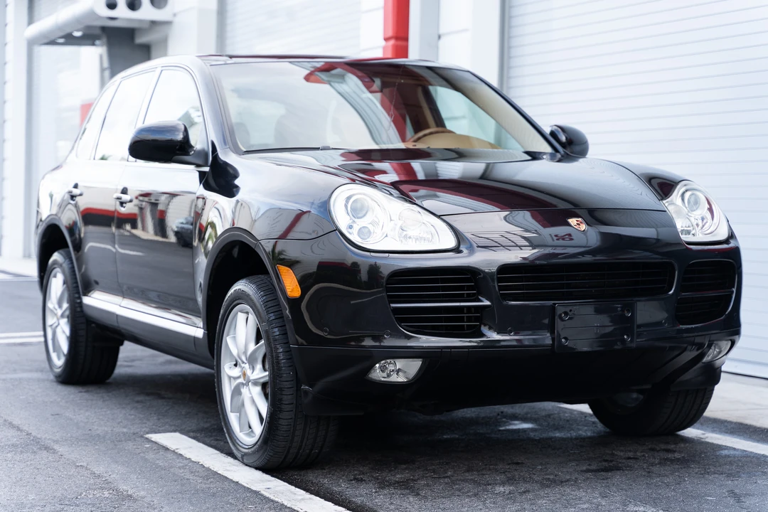 2005 Porsche 955/957 Cayenne S - Image 9 of 31