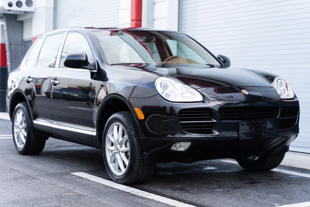 2005 Porsche 955/957 Cayenne S - Image 10 of 31