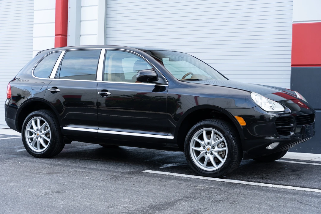 2005 Porsche 955/957 Cayenne S - Image 13 of 31
