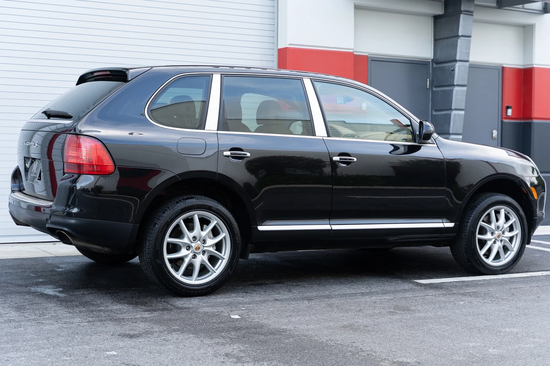 2005 Porsche 955/957 Cayenne S - Image 16 of 31