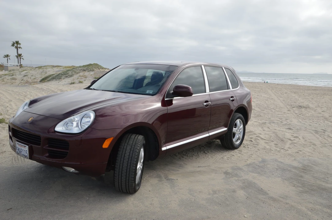 2005 Porsche 955/957 Cayenne S - Image 10 of 31