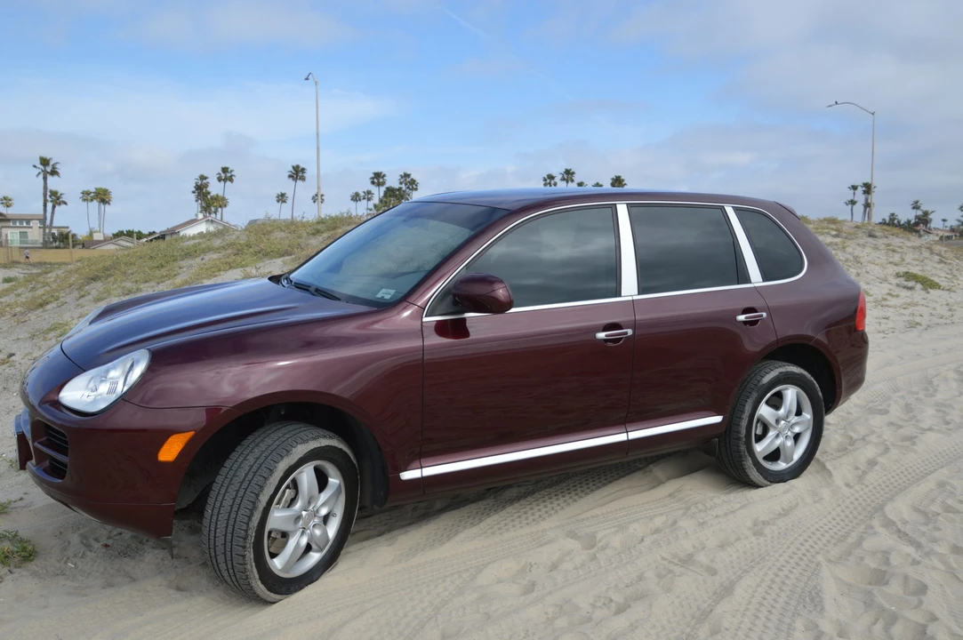2005 Porsche 955/957 Cayenne S - Image 8 of 31