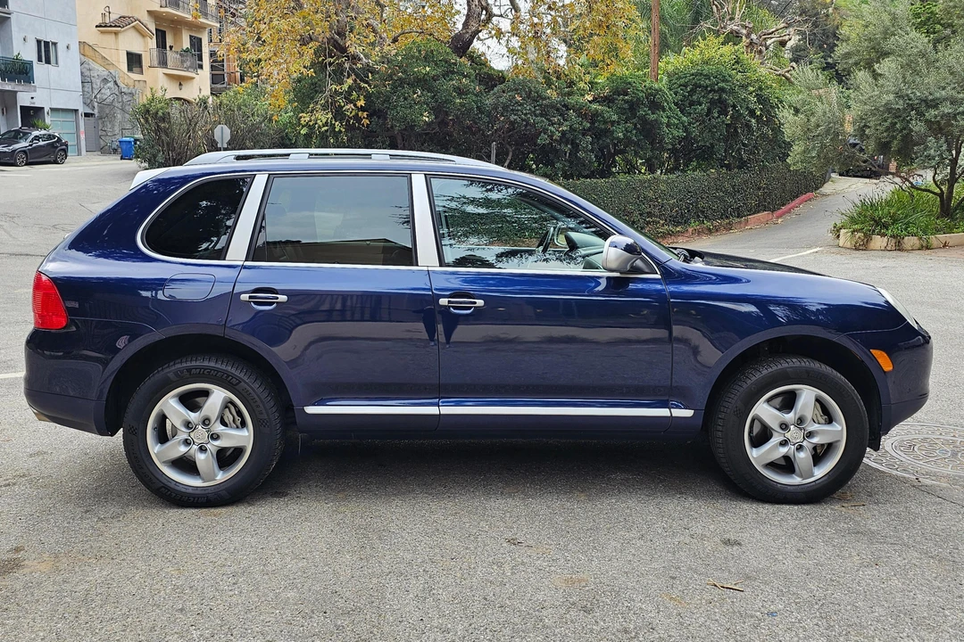 2005 Porsche 955/957 Cayenne S - Image 3 of 31