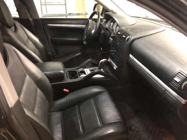 2005 Porsche 955/957 Cayenne S - Image 10 of 16