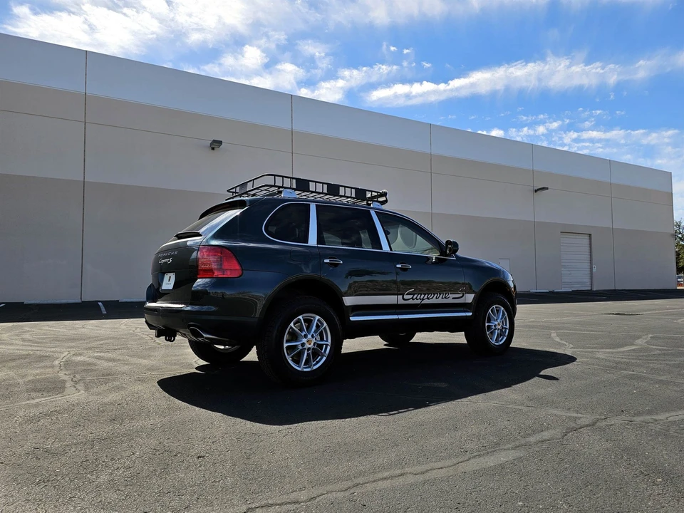 2005 Porsche 955/957 Cayenne S - Image 12 of 31