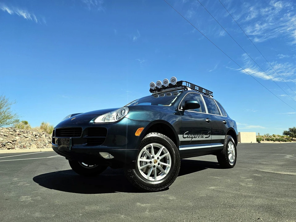 2005 Porsche 955/957 Cayenne S - Image 2 of 31